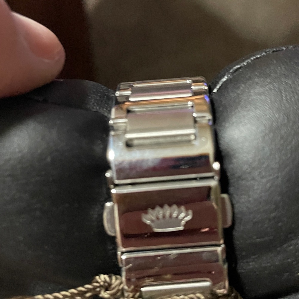 Juicy Couture Silver Timepiece with Sparkling Dial BNIB - Picture 4 of 6